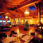 Wellness Pirmin Zurbriggen 4* סאס-אלמאגל