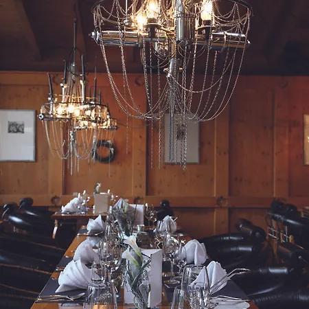 מלון Wellness Pirmin Zurbriggen 4*